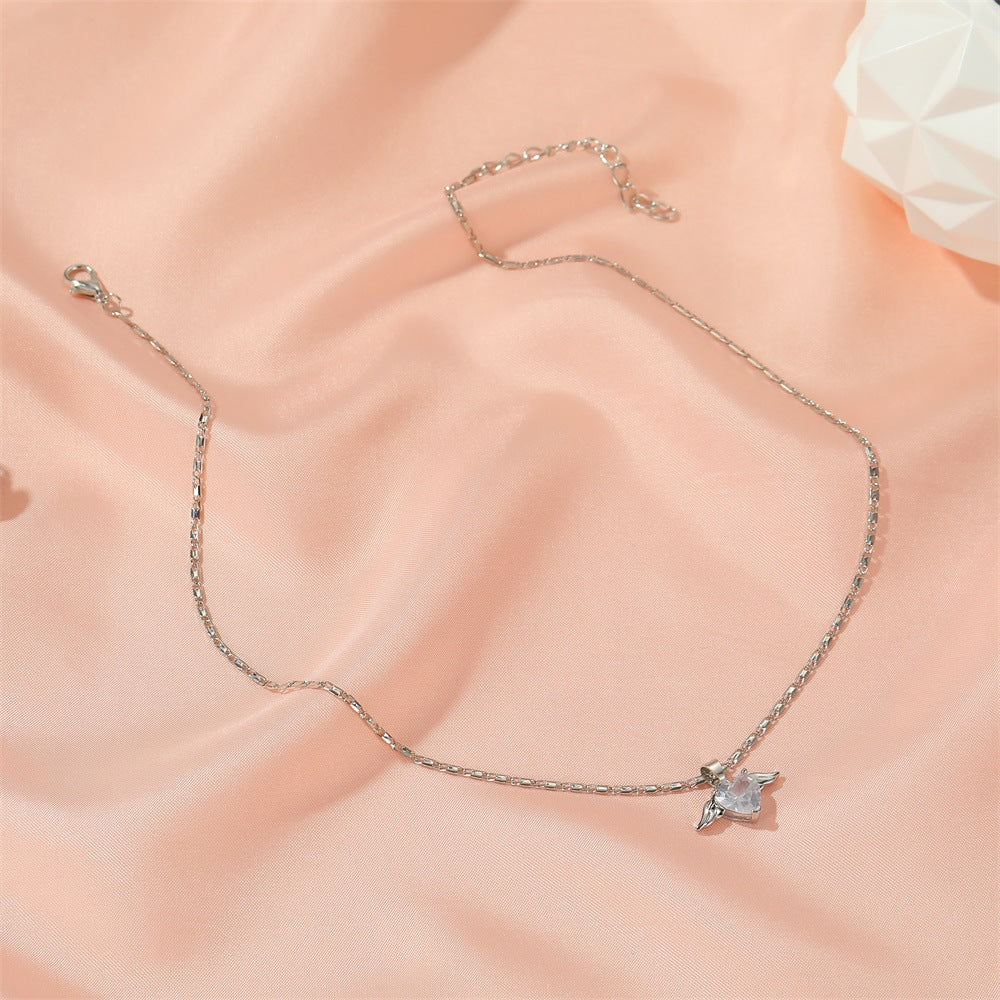 Emma | Necklace - Timeless Charm to Accessorize Your Outfits