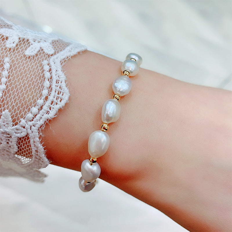 Cleo | Bracelet - A Touch of Luxury in a Contemporary Design