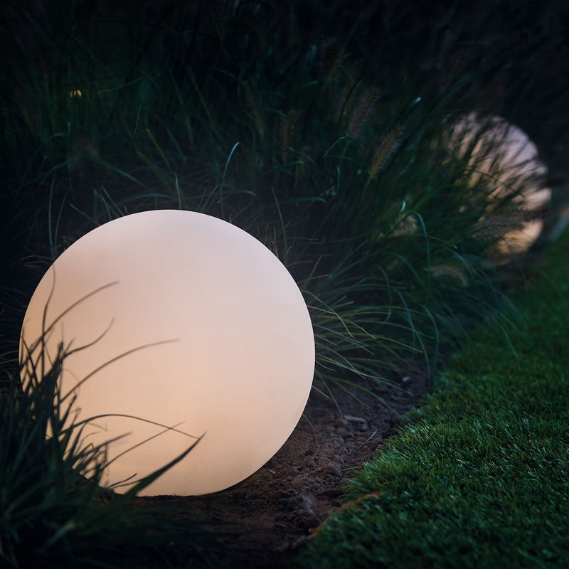 Spherical Garden Lamp | Outdoor Lighting - Design and Functionality