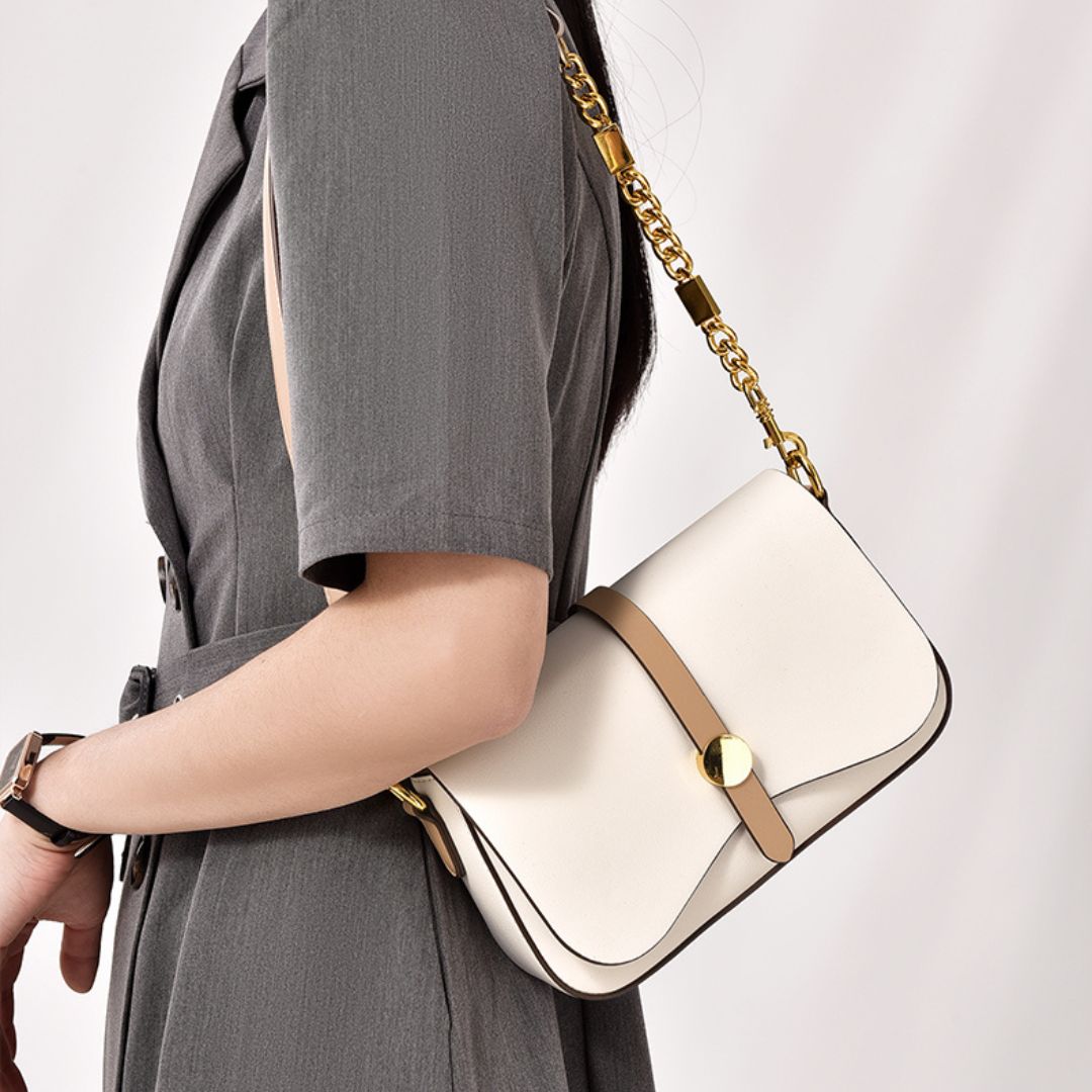 Kenzie handbag in elegant and chic faux leather