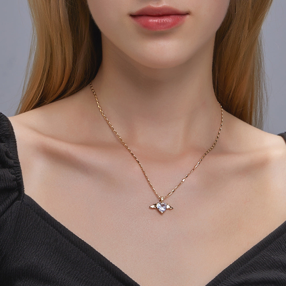 Emma | Necklace - Timeless Charm to Accessorize Your Outfits