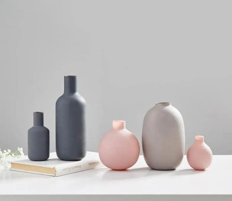 Modern and Elegant Ceramic Vase Set - Colorful and Stylish Minimalism for Your Home