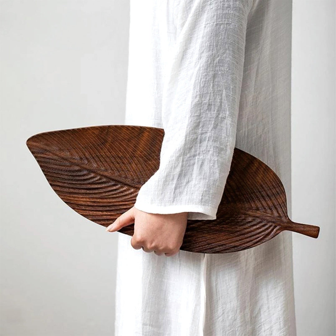 Sublime Dark Walnut Bench Adorned with Fine Leaf Patterns