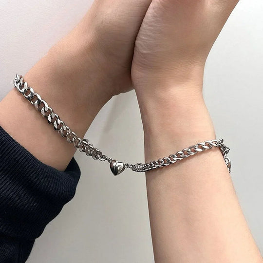 Magnetic Love | Bracelet Set - A Special Connection Between Two Hearts