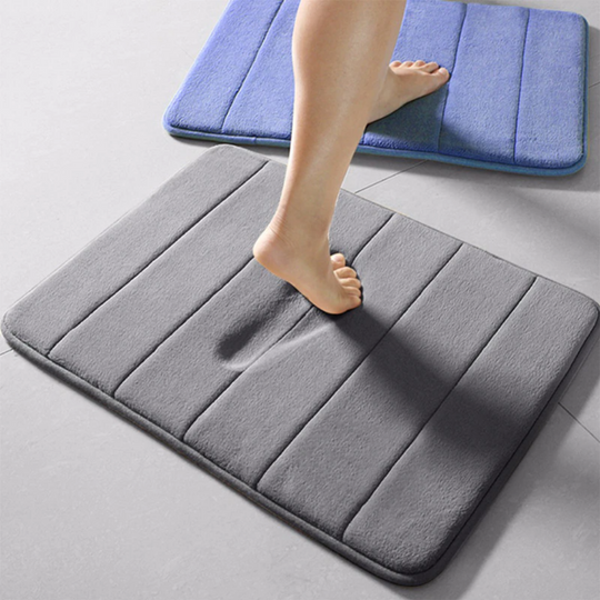 ALOMIE | Cloudy Bath Mat - Soft Comfort for Your Feet