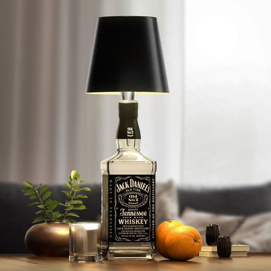 ARIA | Wireless Bottle-Shaped Lamp - Chic and Portable Lighting for Any Space