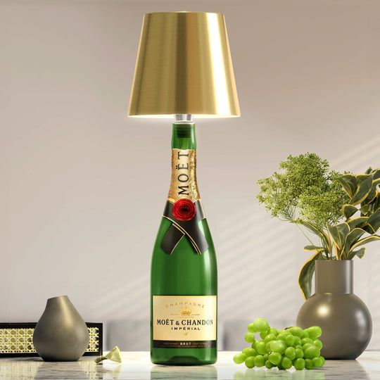 ARIA | Wireless Bottle-Shaped Lamp - Chic and Portable Lighting for Any Space