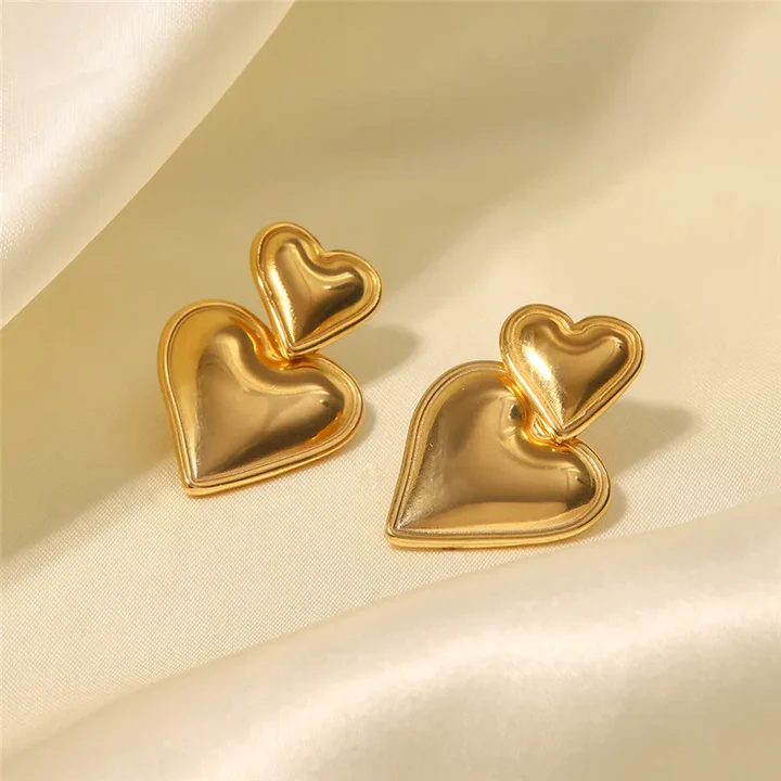 Clomoe™ | Doppelherz Earrings - Touches of Love with Distinctive Style.