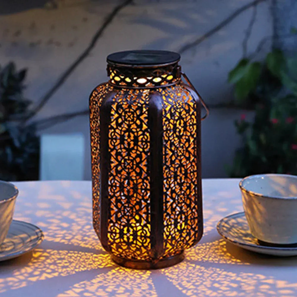 Vintage Solar Lamp | Outdoor Lighting - Eco-Friendly Elegance