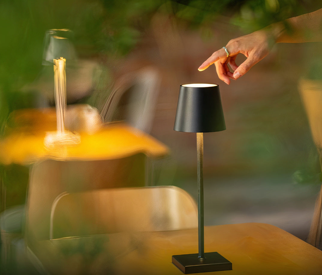 Ilumi | Touch Table Lamp - Practical and Elegant