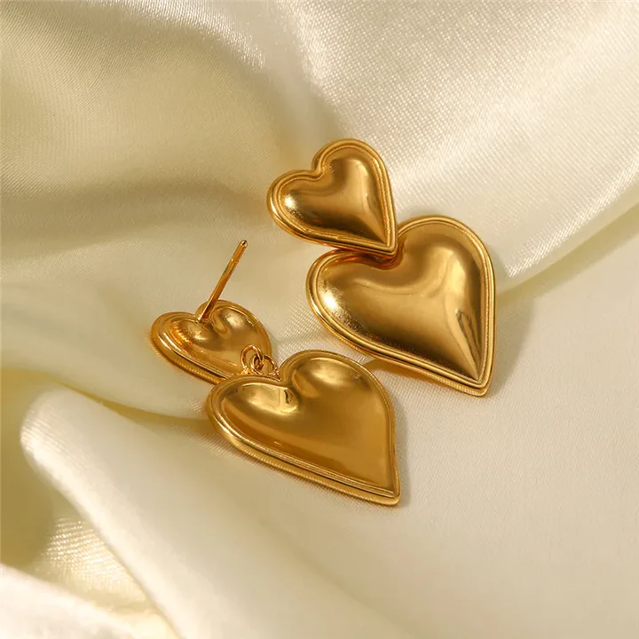 Clomoe™ | Doppelherz Earrings - Touches of Love with Distinctive Style.