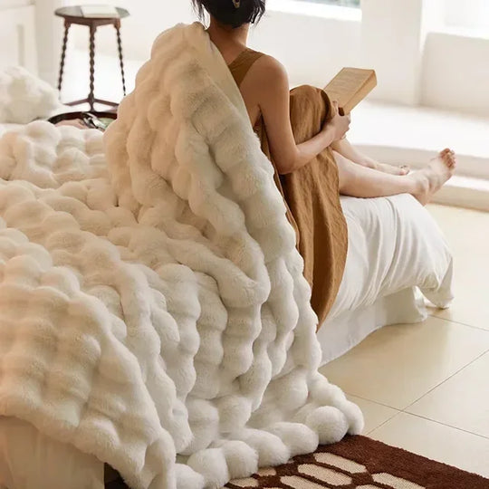 LuxFluff | Faux Fur Blanket - Ultimate Softness and Warmth