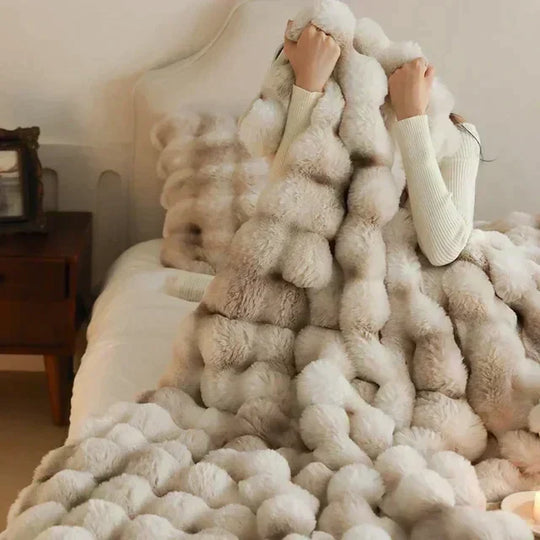 LuxFluff | Faux Fur Blanket - Ultimate Softness and Warmth