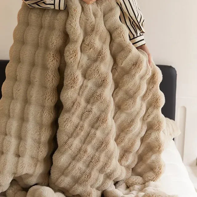 LuxFluff | Faux Fur Blanket - Ultimate Softness and Warmth