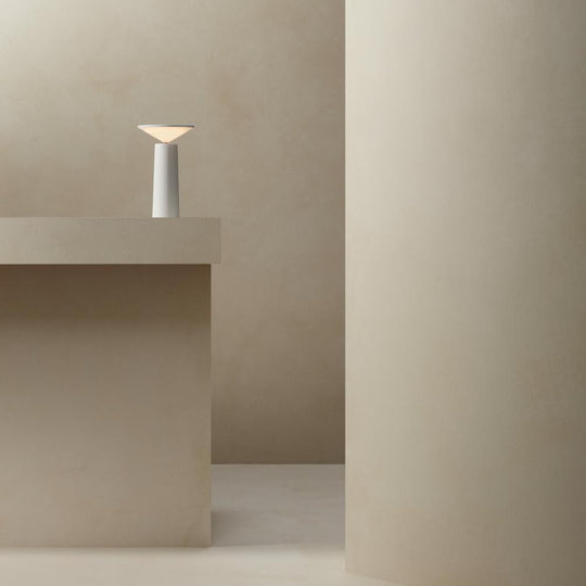 TriLight | Dimmable Table Lamp - Adjust Your Lighting Easily