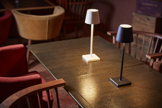 Ilumi | Touch Table Lamp - Practical and Elegant