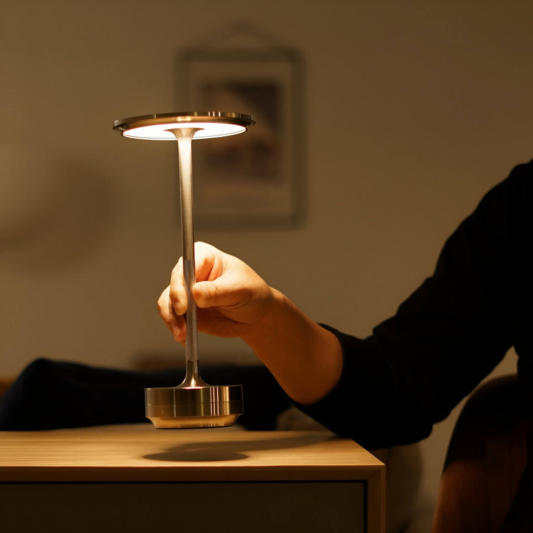 AmbiGlow - Wireless and rechargeable ambient lamp.