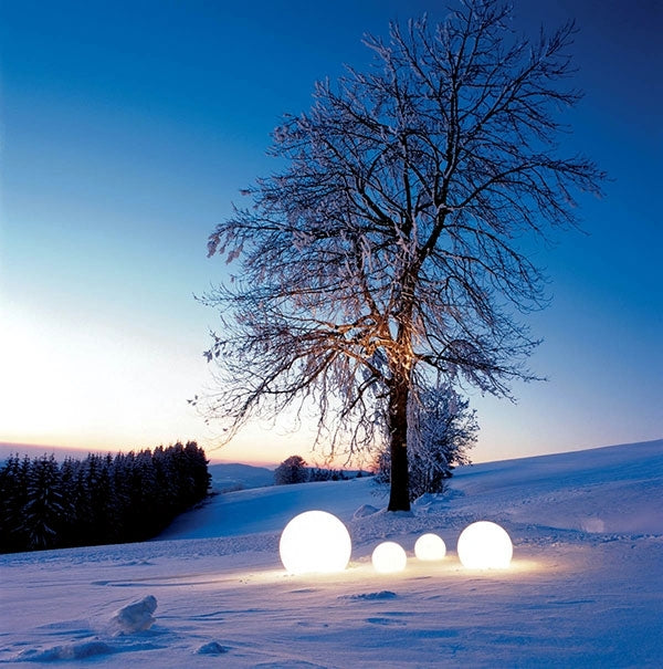 Spherical Garden Lamp | Outdoor Lighting - Design and Functionality