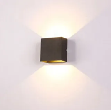 Luminique™ | Luxury Wall Sconce - Wireless Lighting for a Refined Style.