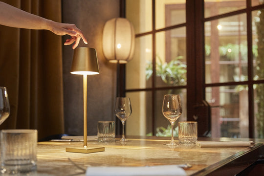 Ilumi | Touch Table Lamp - Practical and Elegant