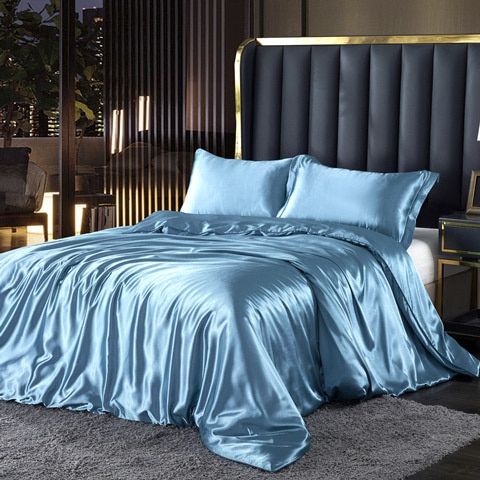 Luxury Set (4 Pieces) | Silk/Satin Bedding - Comfort and Elegance