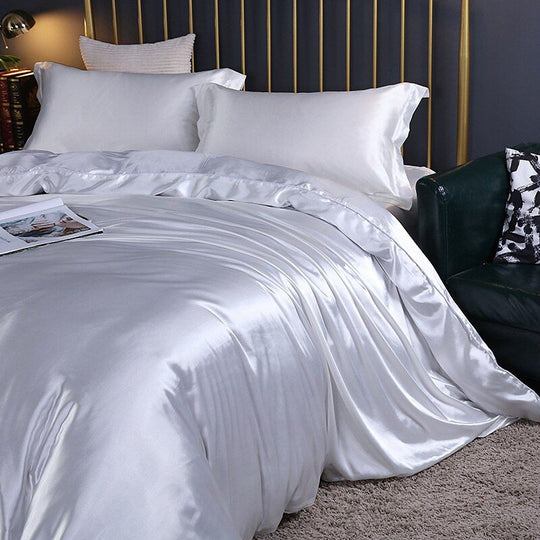 Luxury Set (4 Pieces) | Silk/Satin Bedding - Comfort and Elegance