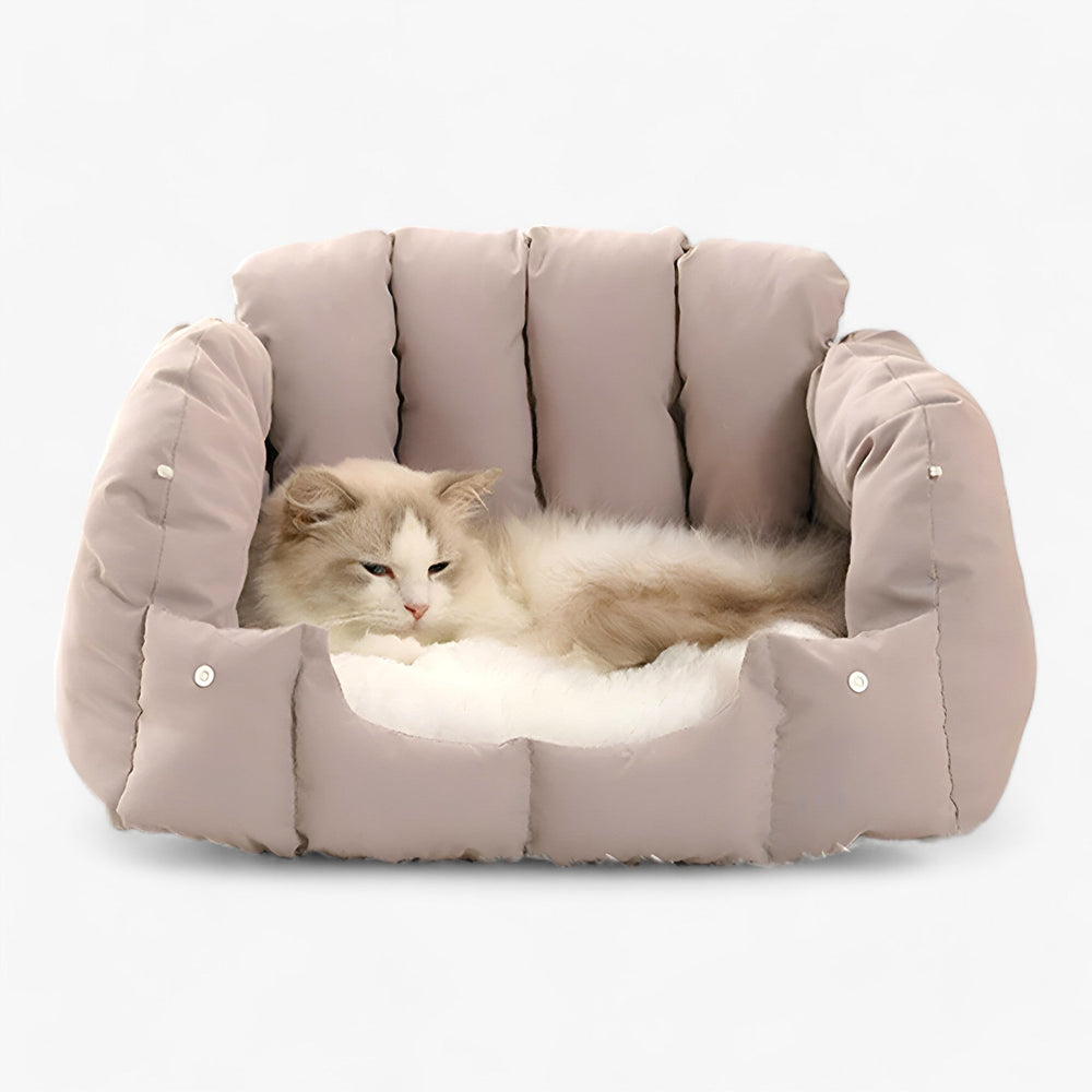 Curved Cozy Bed for Cats - The Supreme Comfort for Your Feline Companions