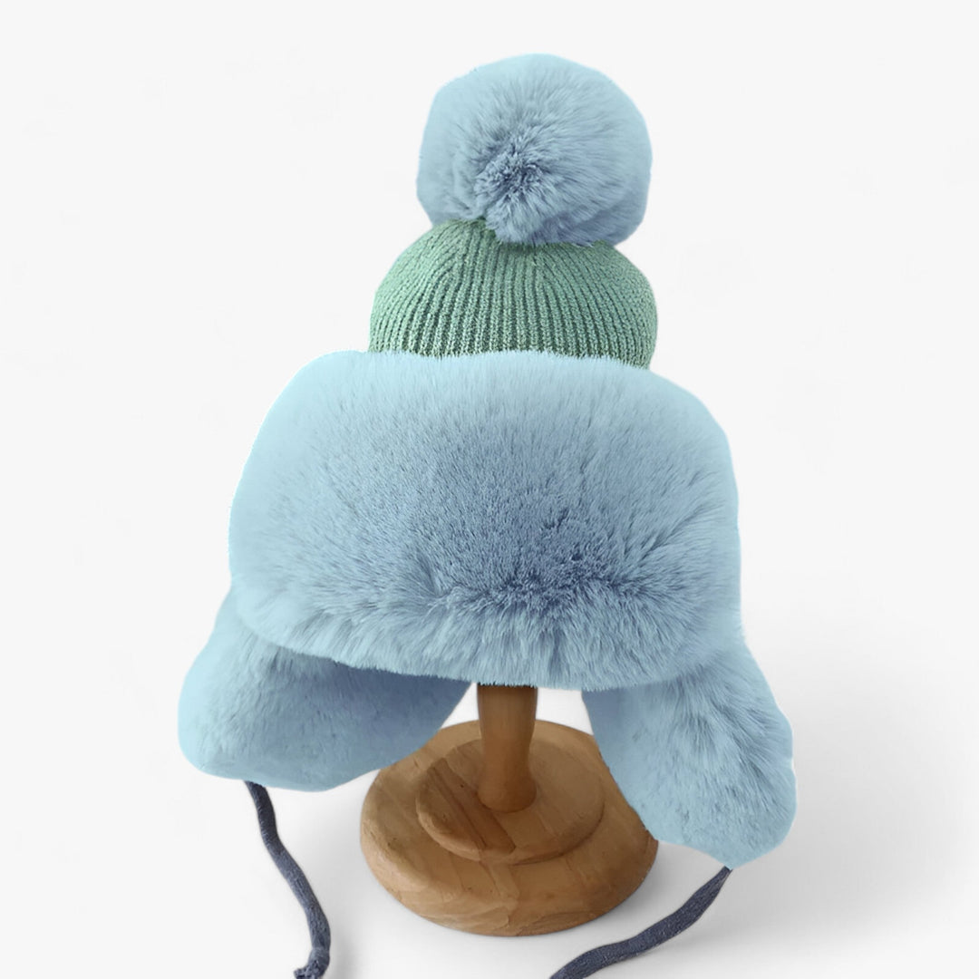 Nina | Lei Feng Hat - Stylish Warmth with Cozy Ear Flaps