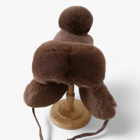 Nina | Lei Feng Hat - Stylish Warmth with Cozy Ear Flaps