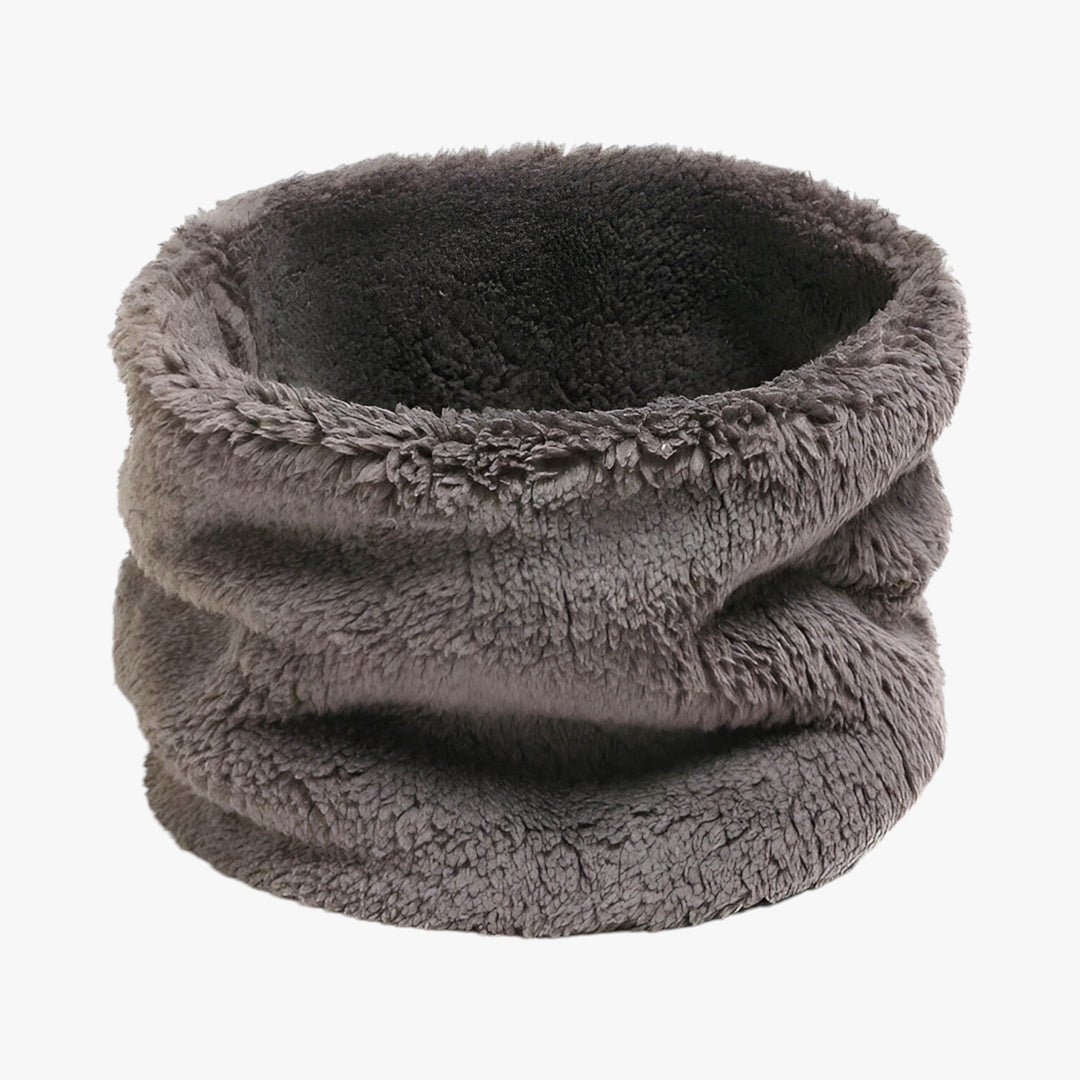 Elsie | Faux Fur Infinity Scarf - Soft Warmth Against the Cold