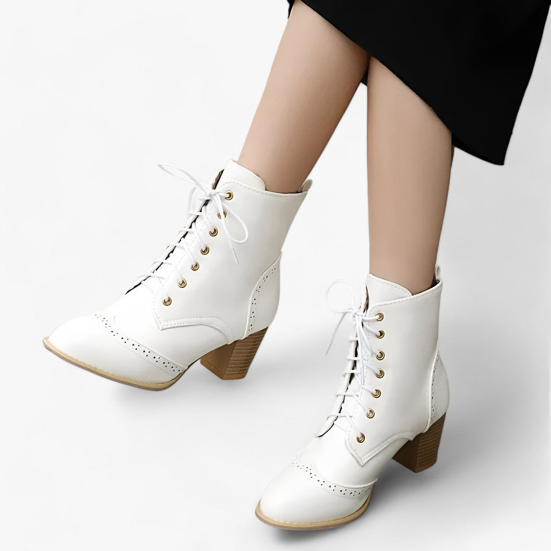 LEONIE | Elegant Women's Ankle Boots in Brown, Black, and White - A Chic and Versatile Style