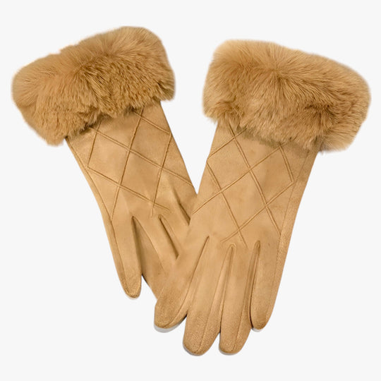 EleganceTouch | Winter Checkered Suede Gloves - Stylish & Touchscreen Compatible